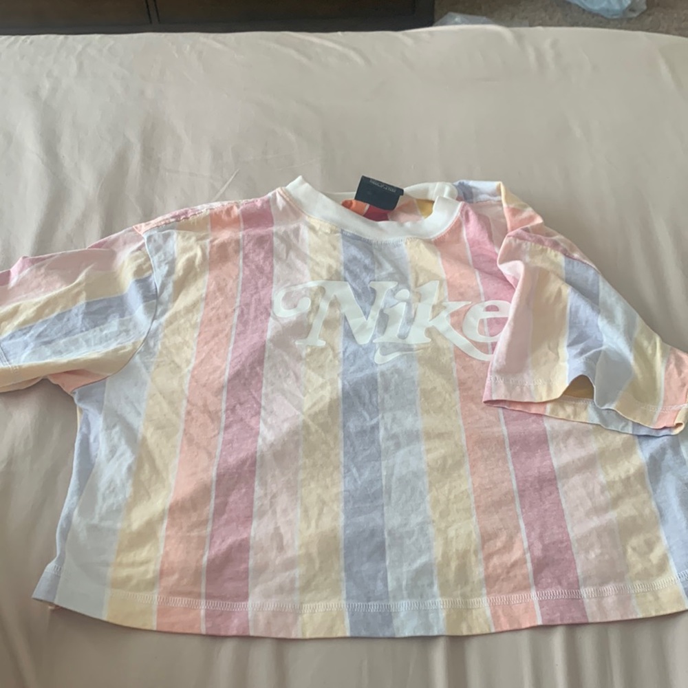 Activewear retro top . Excellent condition . Washed never worn.